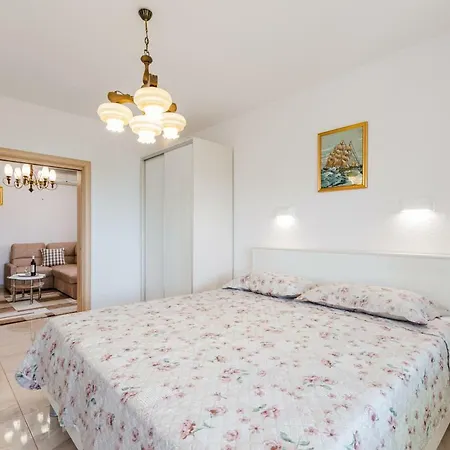 Katica Appartement *